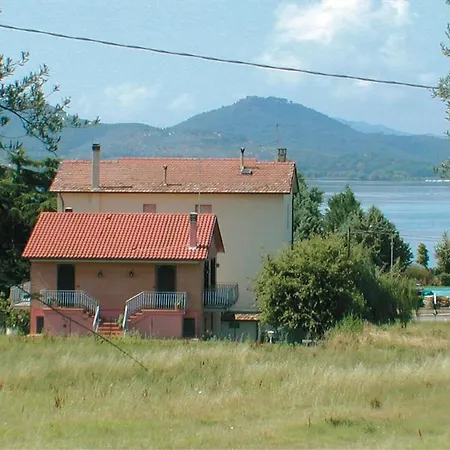 Sleeps 4 Сан-Феличано